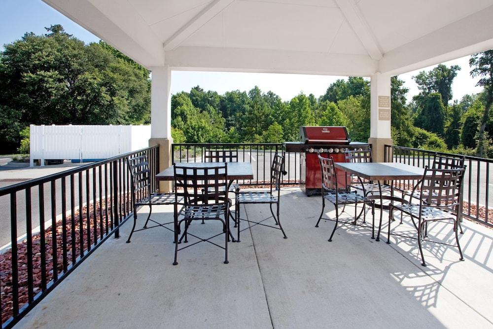 Candlewood Suites Sumter By Ihg Εξωτερικό φωτογραφία